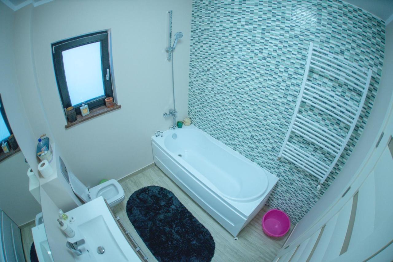 La Stejari Apartment Suceava Eksteriør bilde